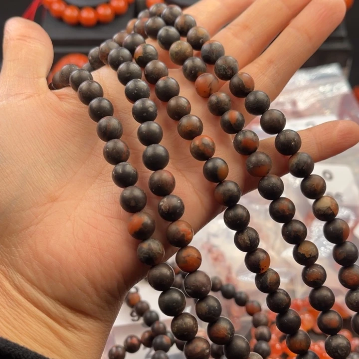 南红玛瑙未镶嵌多样性发货默认微瑕称重8mm