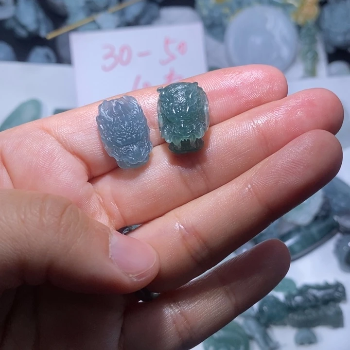 小***果定制翡翠未镶嵌毛