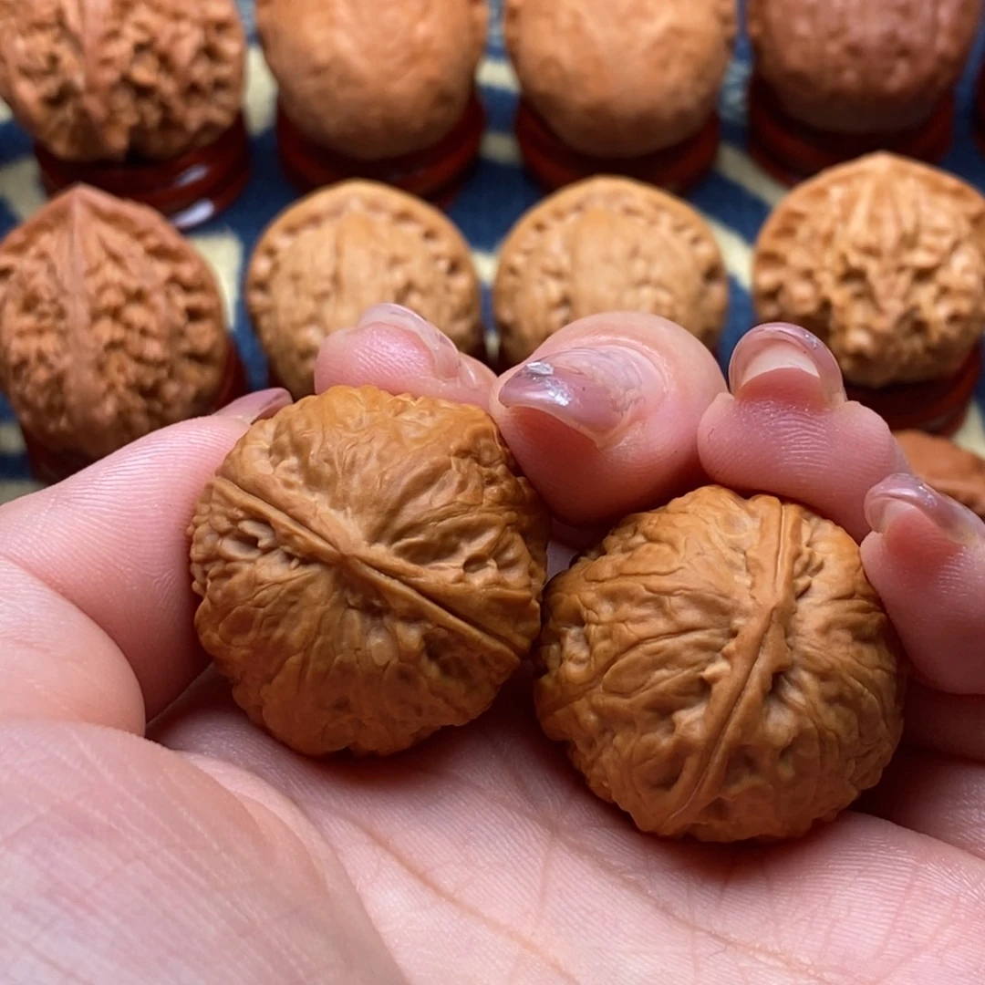 文玩核桃把件M**X精品手捻