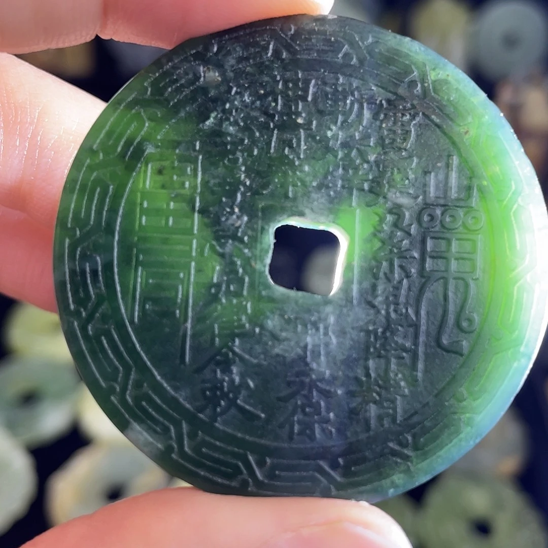 蛇纹石玉合金颈饰吊坠车挂