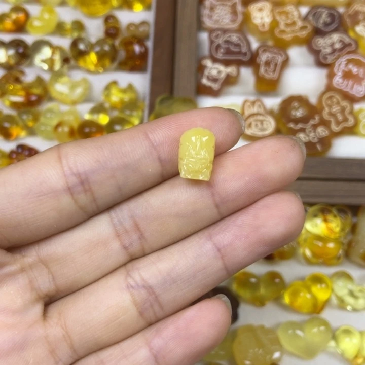 圆***y橄榄核吊坠小貔貅