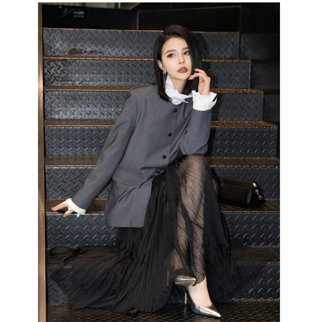 POPULARYW【散文诗】Z·R上品屋 通勤设计感袖口蕾丝边圆领西装