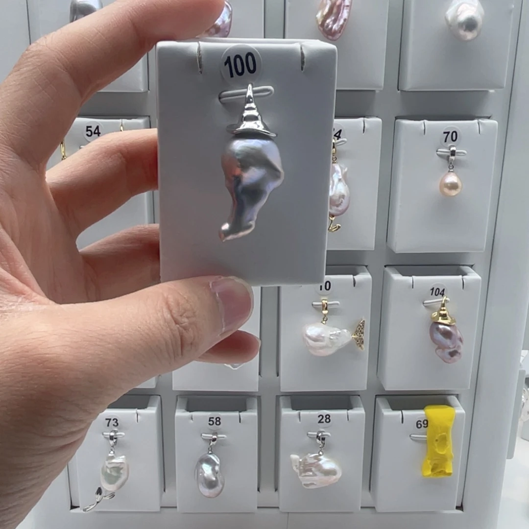 合金淡水珍珠颈饰