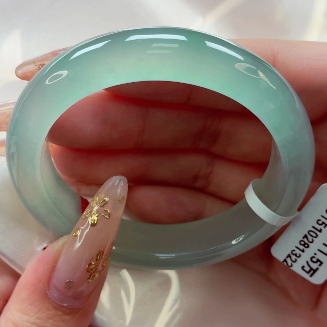 翡翠未镶嵌手镯（贵妃镯）22（61号）