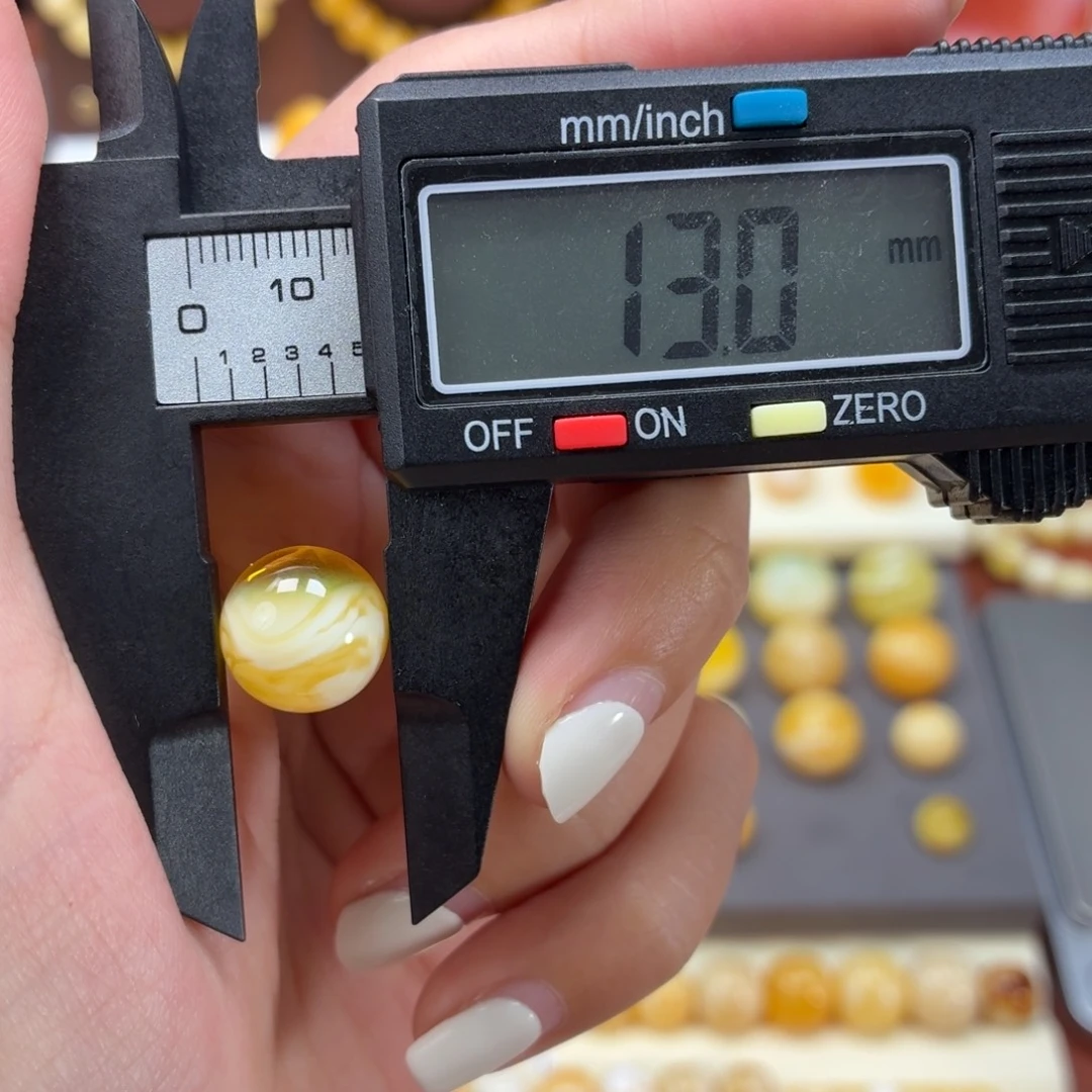琥珀未镶嵌裸石焦皮13mm