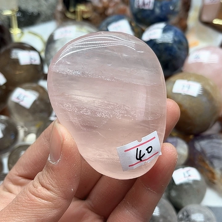 芙蓉石126克粉水晶把玩未镶嵌