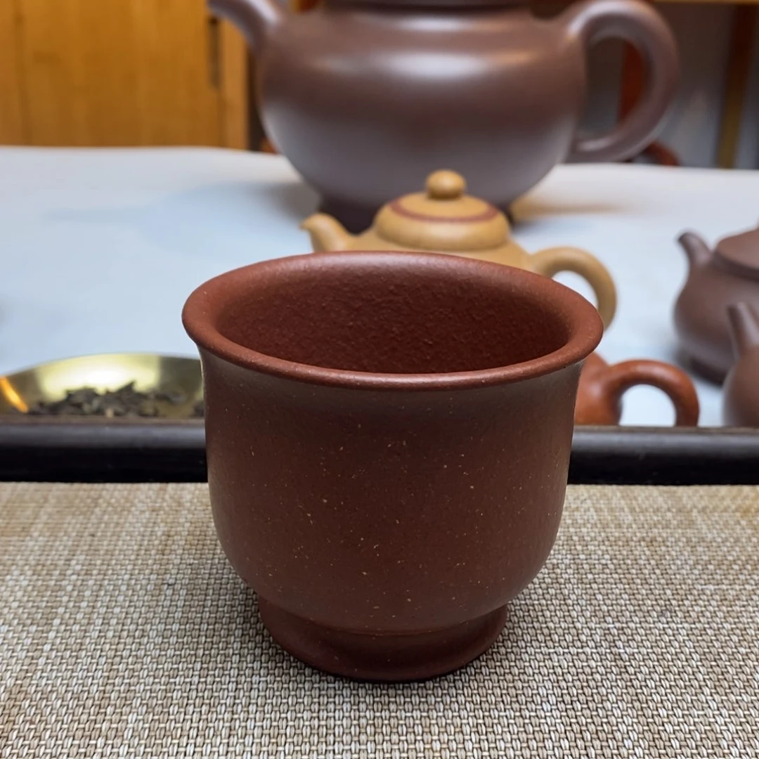 紫砂茶杯决*子160毫升平台底槽青