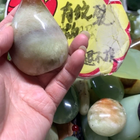 蛇纹石玉未镶嵌手把件