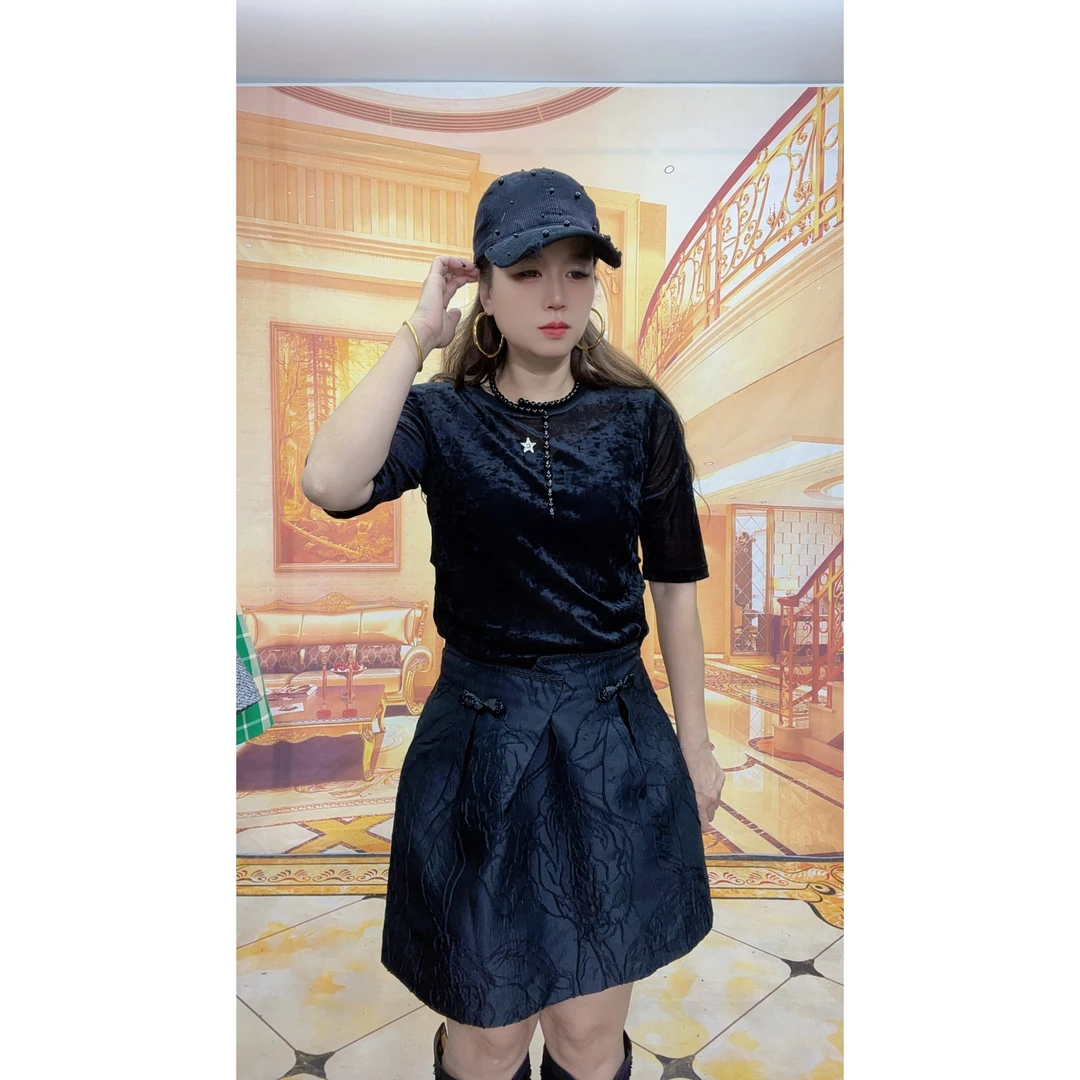 8281夏季复古显瘦百搭薄款丝绒气质圆领T恤女