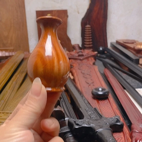 美酸木木木木小花瓶