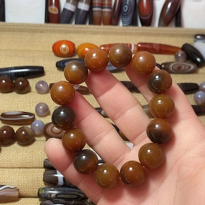 玛瑙/玉髓合金颈饰