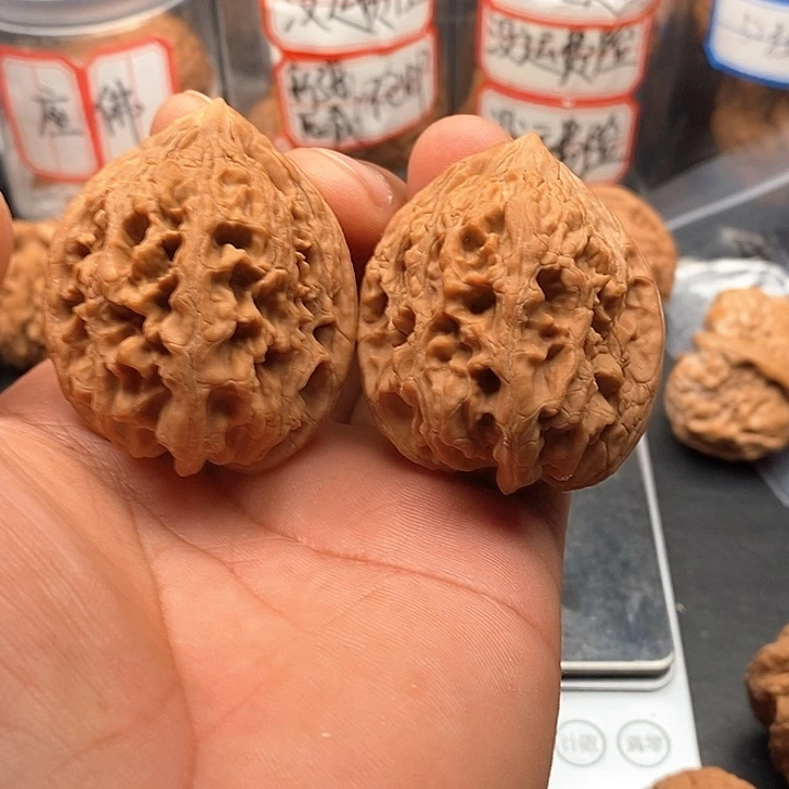 文玩核桃把件大沽石42