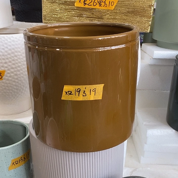 摆件陶盆有孔 微瑕介意勿拍