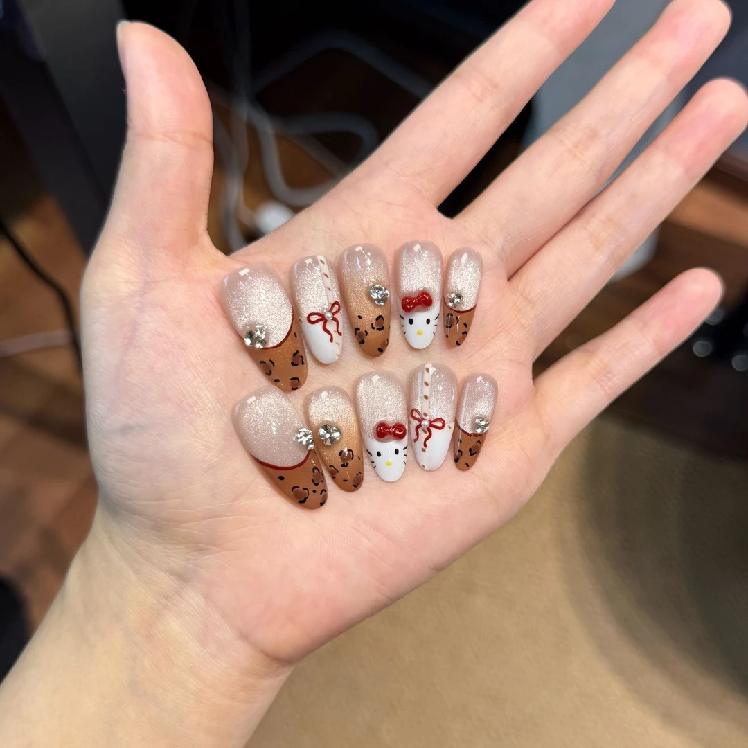 豹富KT 日式椭圆｜初秋奶咖色豹纹布朗尼Kitty显白纯手工穿戴式