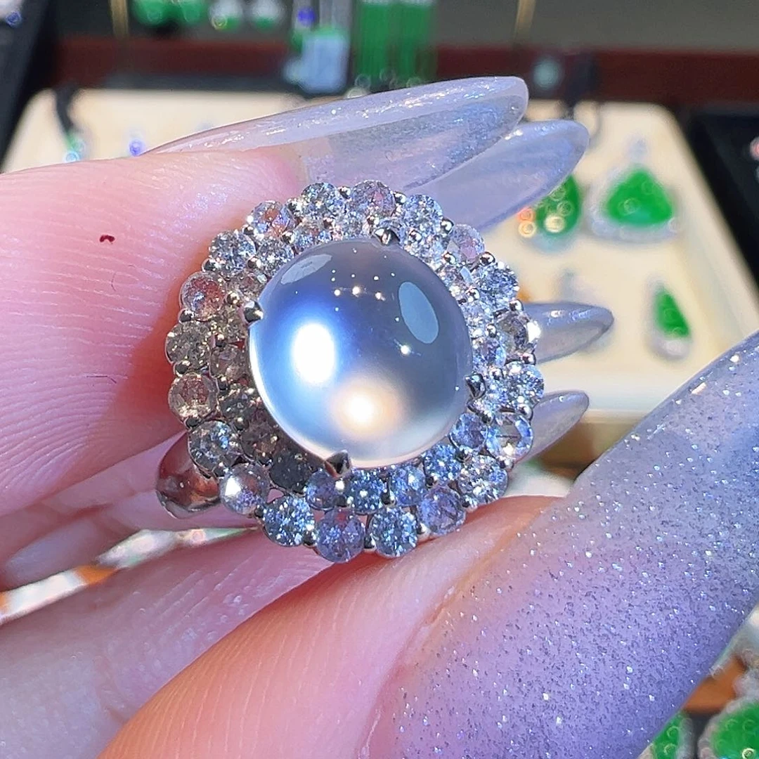 翡翠戒指18K金镶嵌翡翠