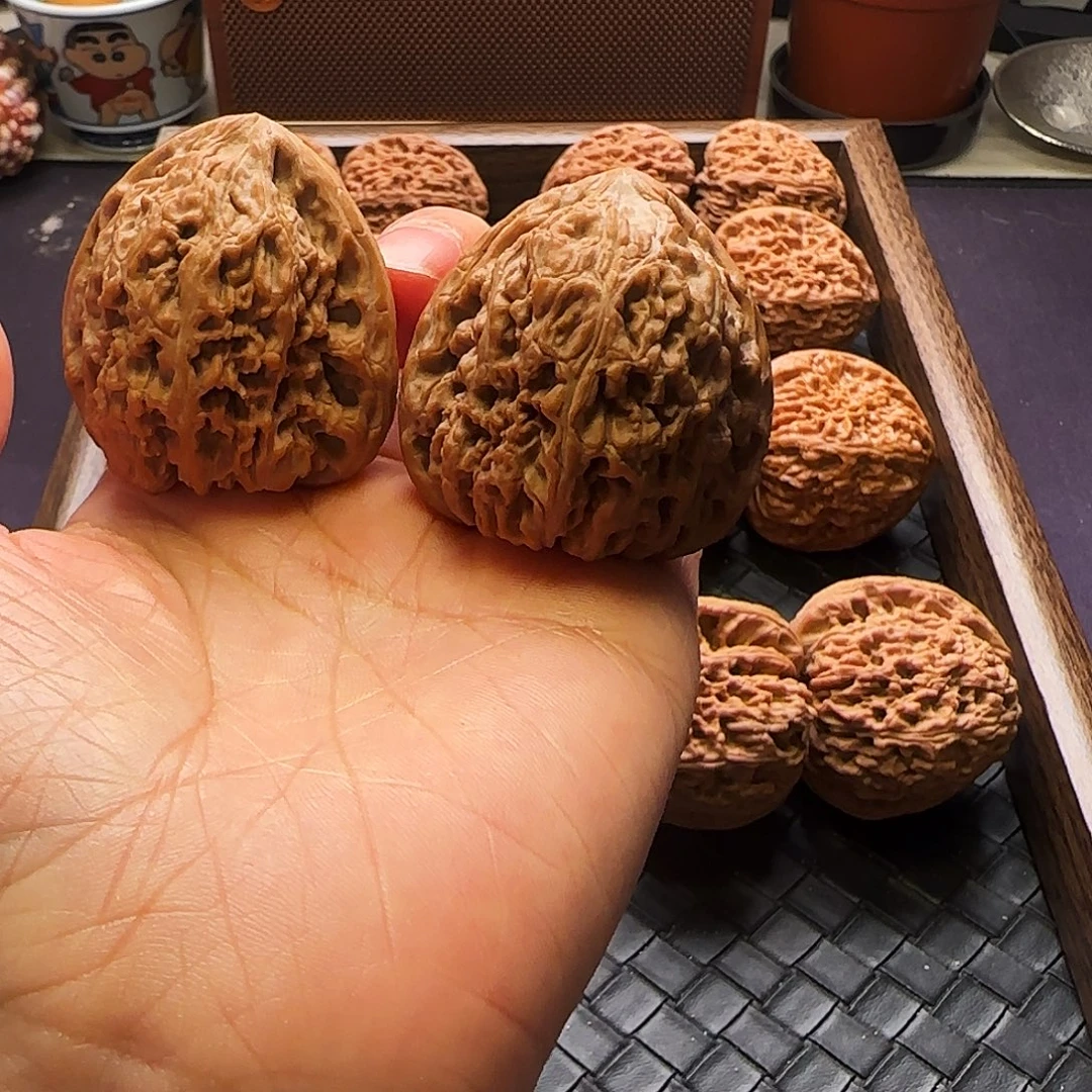 热***马把件文玩核桃南疆