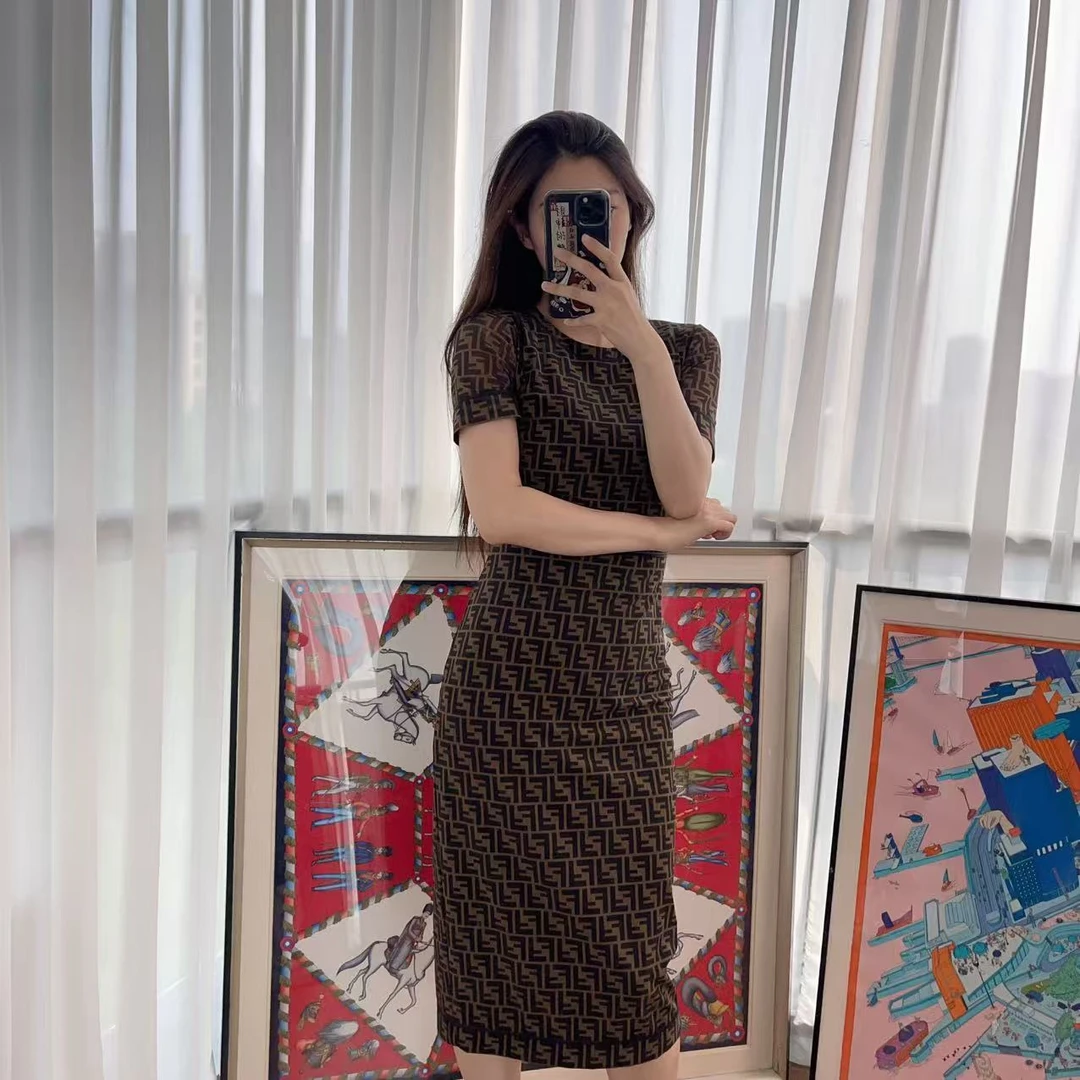 95新 FENDI/芬迪 满印连衣裙38码/250527HHJHL08