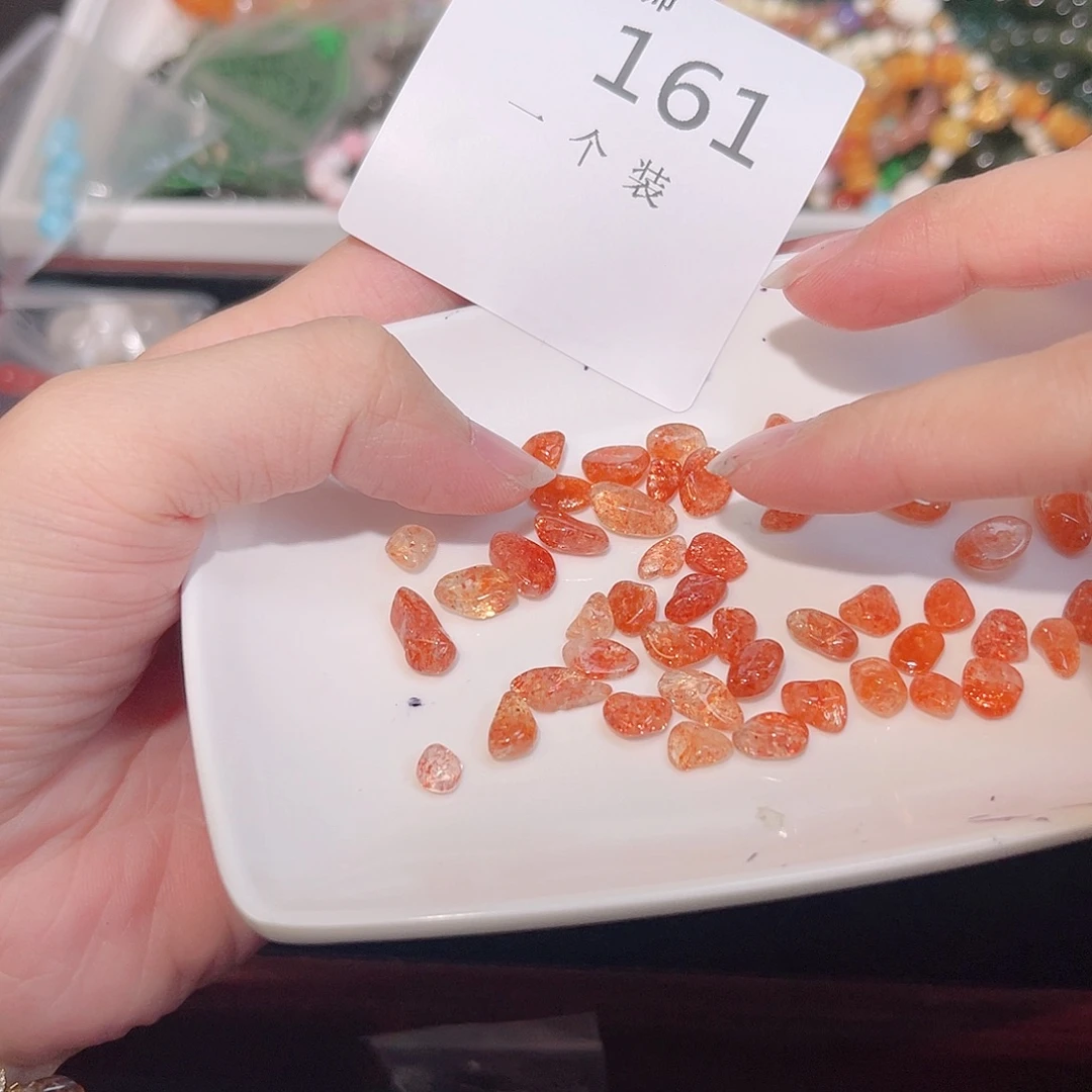 未镶嵌珠宝半成品水晶161 。