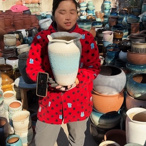 口20高31瑕疵一个。