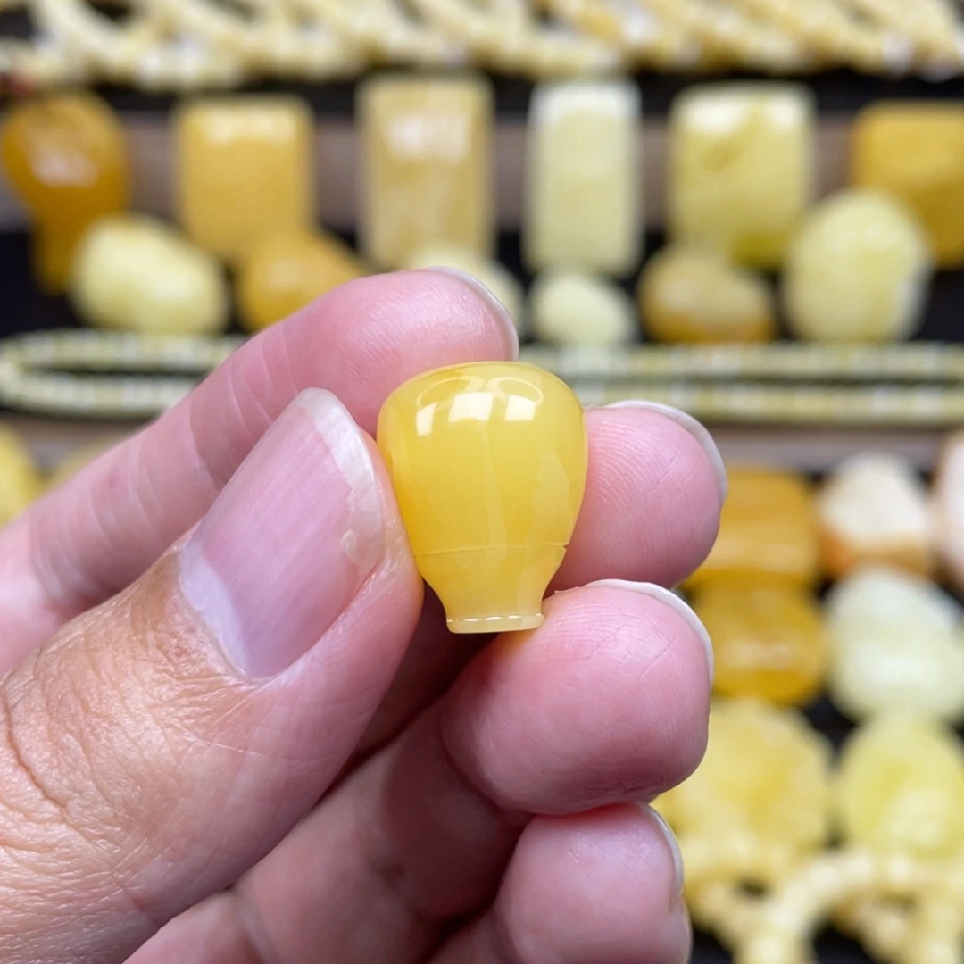 琥珀未镶嵌裸石琥珀蜜蜡