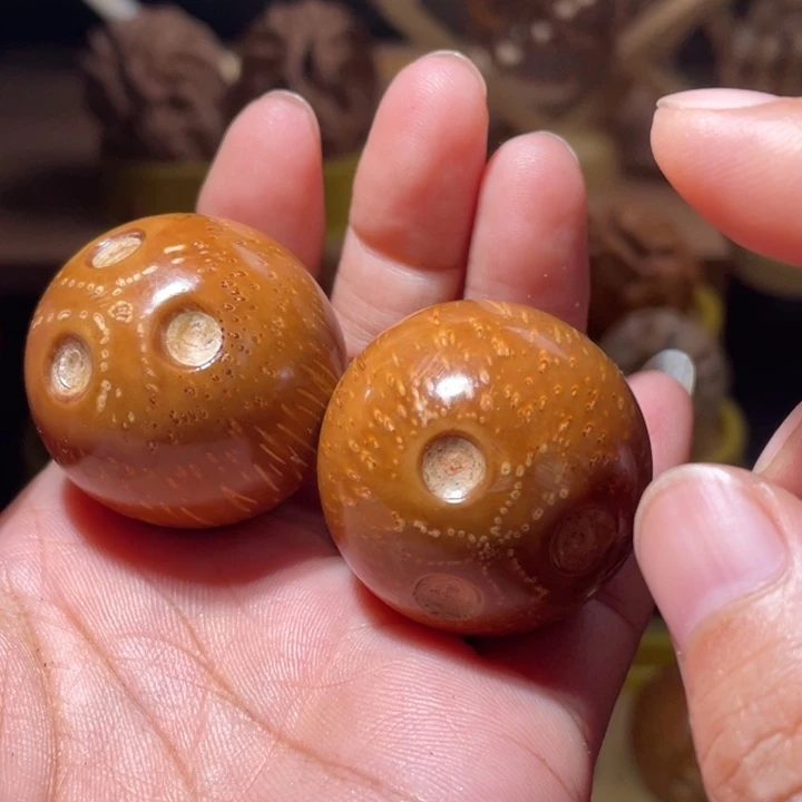 王***鸟吊坠桃核紫金鼠手球