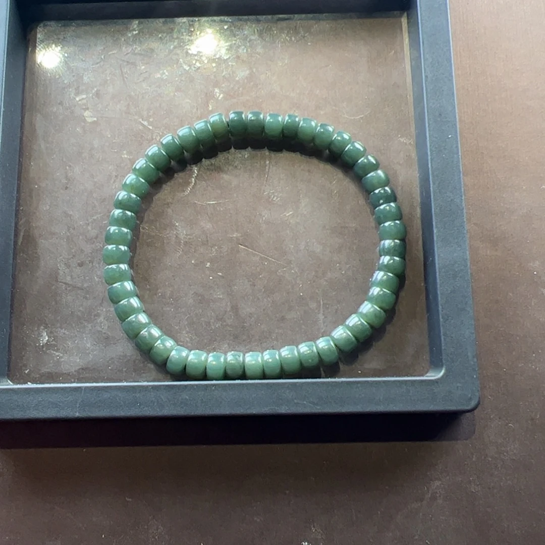 和田玉未镶嵌吊坠(不含链)