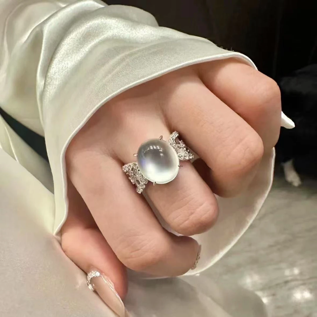 QANNA【掌上明珠】【蕾丝蝴蝶结】新中式高冰种蛋面鸽子蛋钻石戒指AY