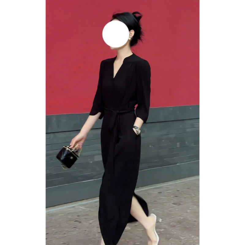 轻奢法式简约高级感宽松休闲连衣裙女优雅时尚气质收腰显瘦开叉裙