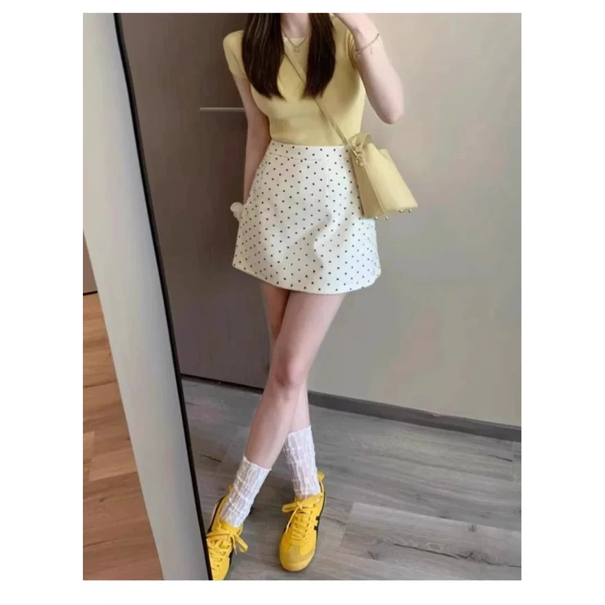 白色波点印花西装短裙女夏季薄款胖mm大码显瘦梨形身材a字半身裙