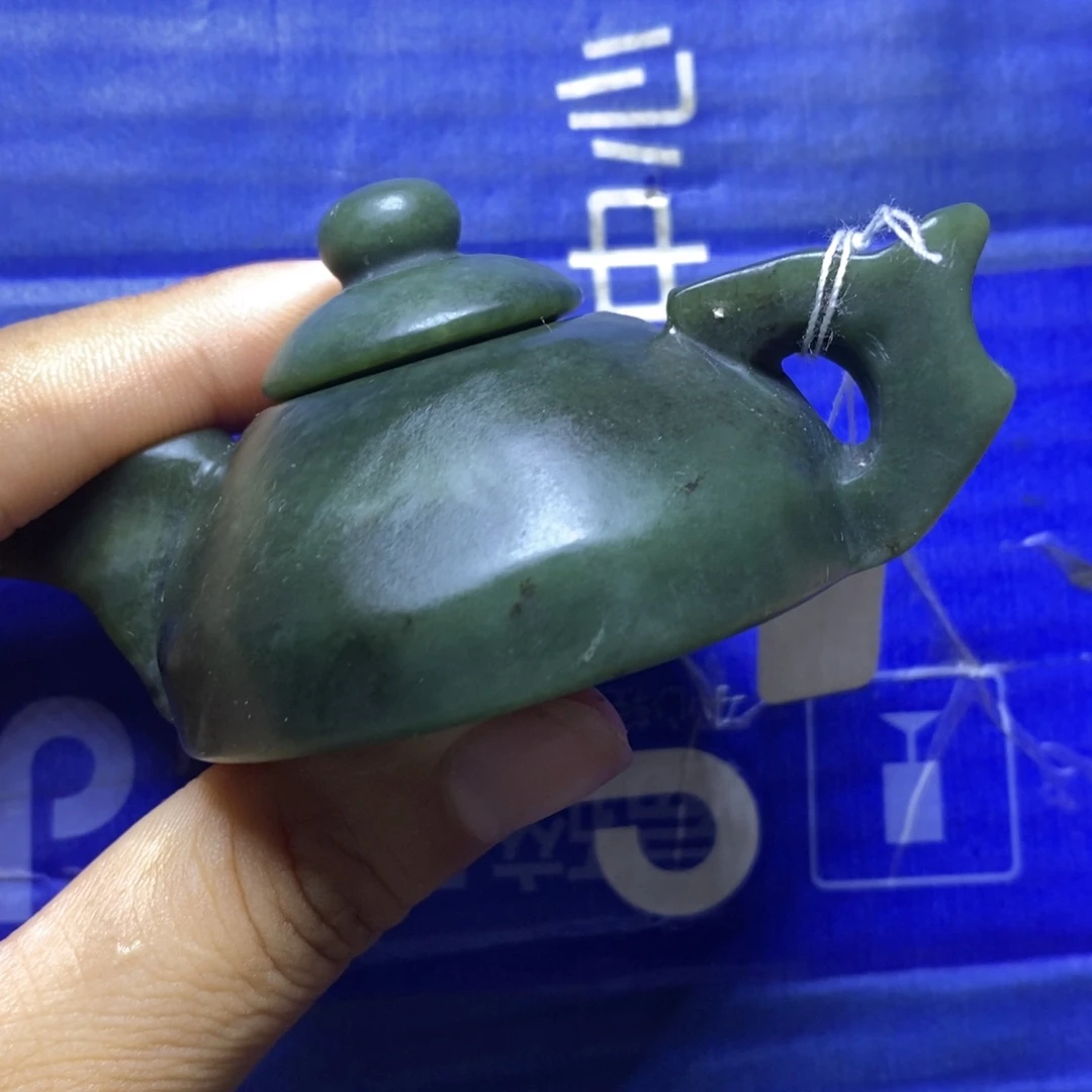 雪***山和田玉未镶嵌把件