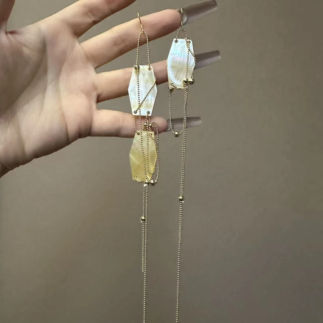 铜合金合成锆石耳饰 贝壳39777