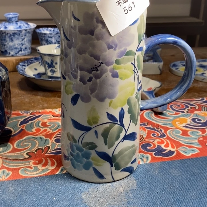 青花瓷景德镇手绘牡丹花插