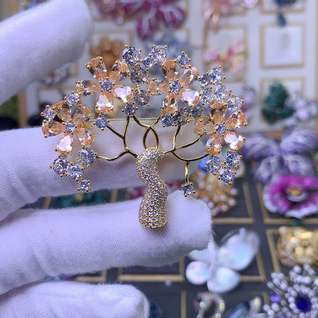 合成立方氧化锆铜胸针胸花