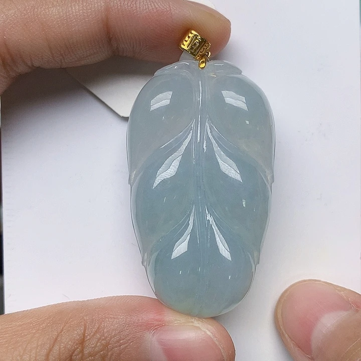 颈饰18K金镶嵌翡翠天然翡翠