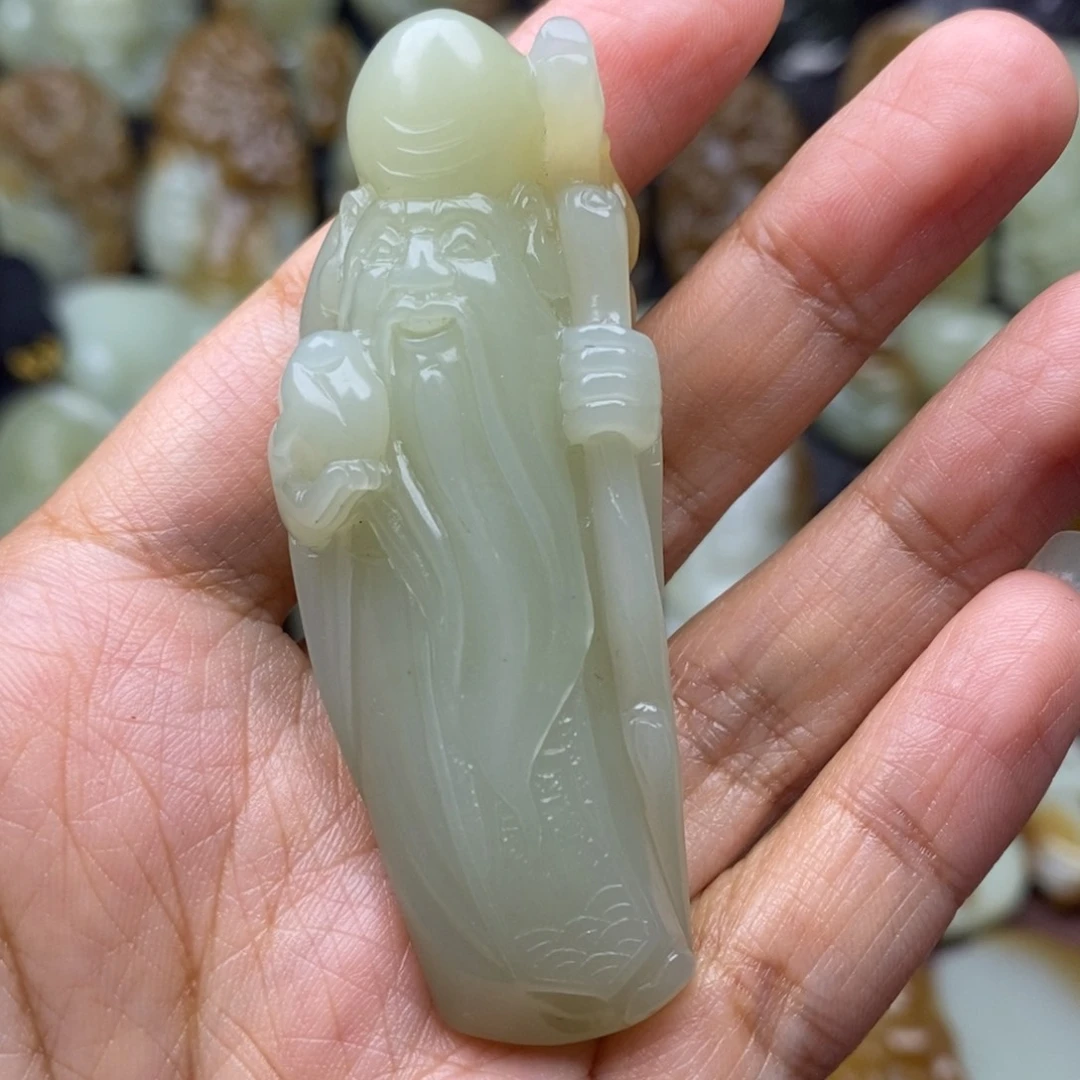 颈饰未镶嵌和田玉（糖玉）梦****9
