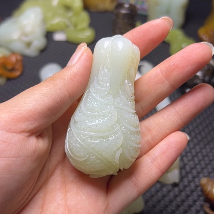 和田玉（糖玉）未镶嵌颈饰
