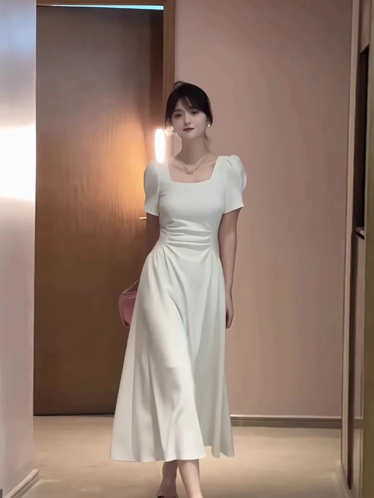 白色短袖连衣裙子女夏季茶歇法式气质小个子高级感收腰小白裙长裙