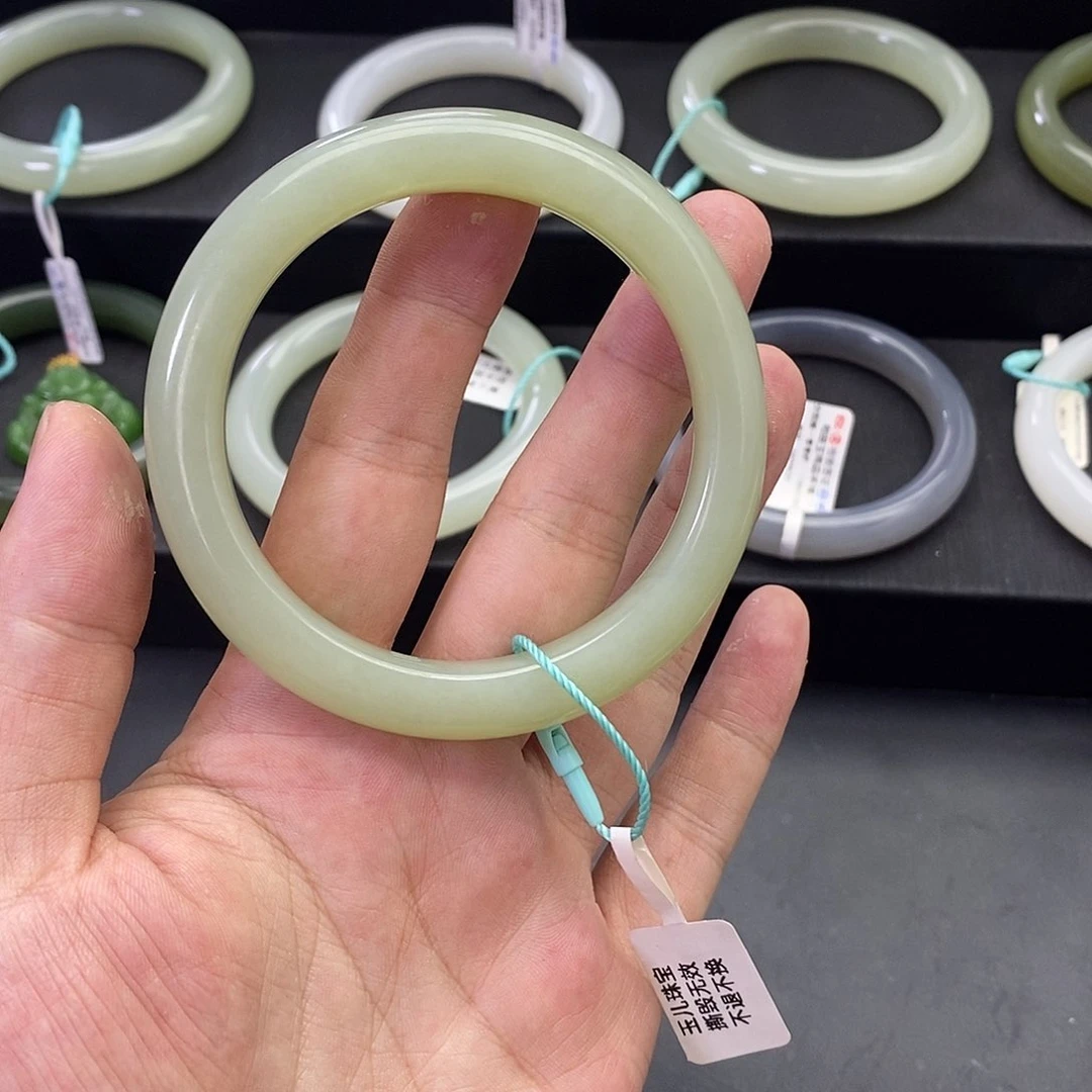 和田玉手镯未镶嵌5859