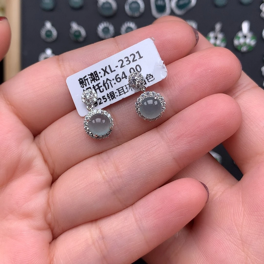 匿***芽翡翠银S925镶嵌耳饰