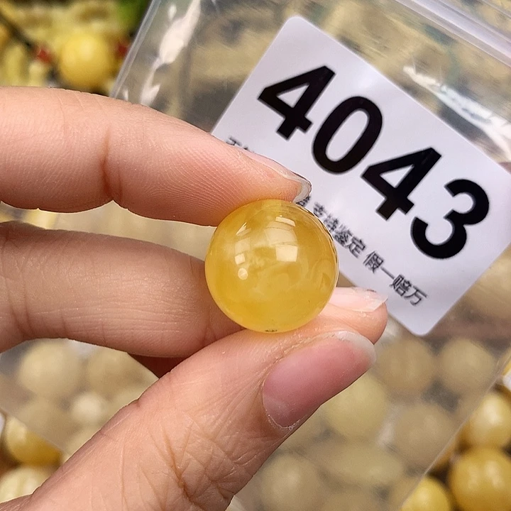 琥珀未镶嵌珠宝奇石17.3