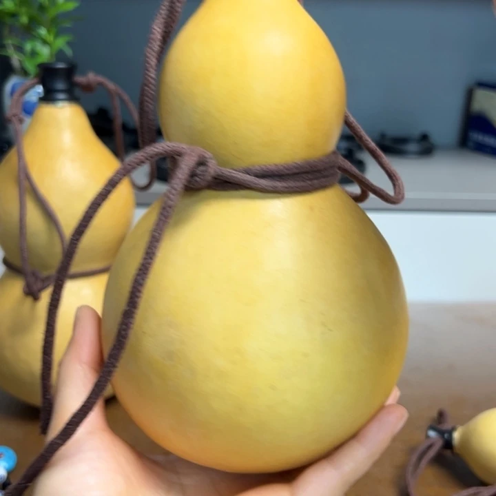摸摸哦我摸摸哦邮政呀