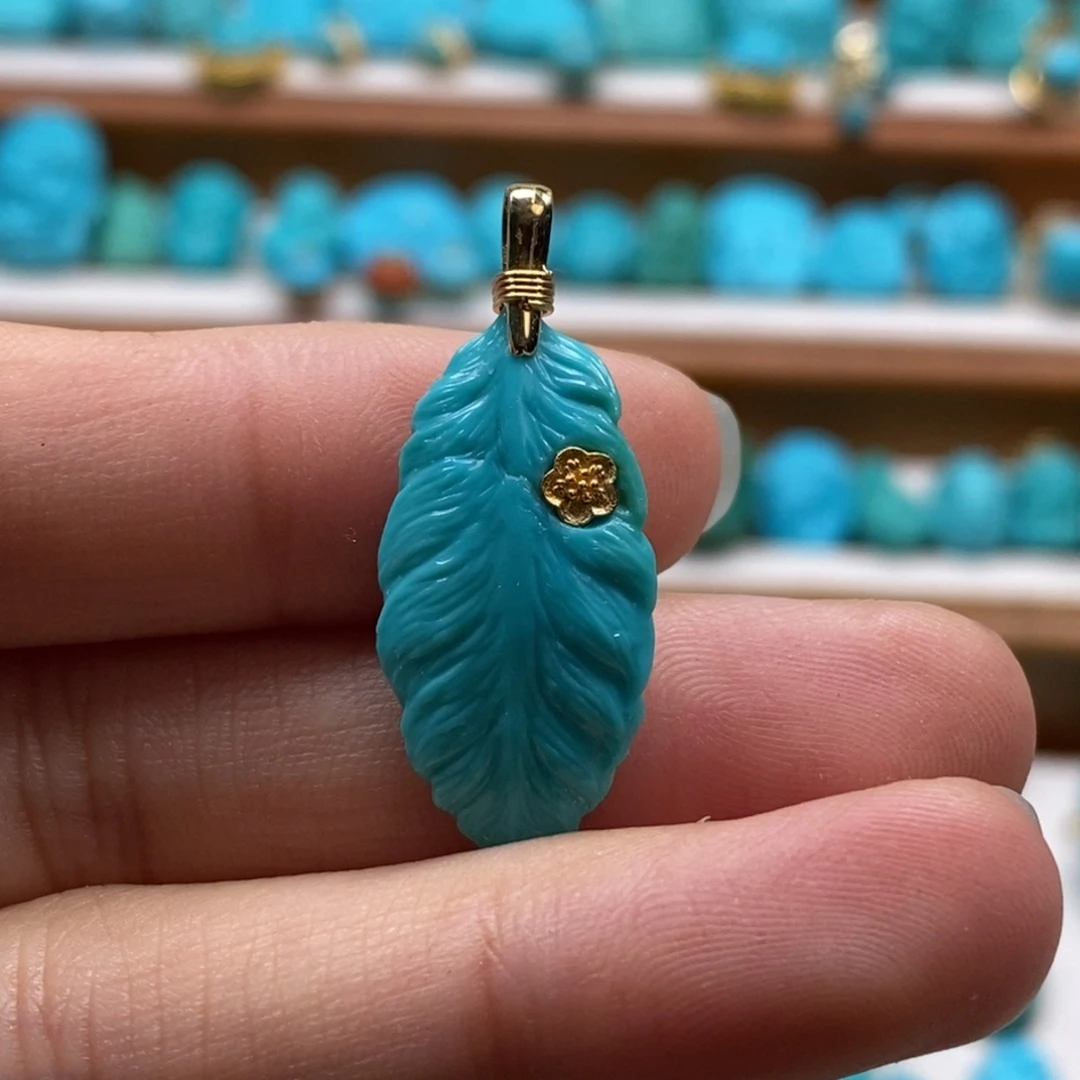 绿松石颈饰18K金镶嵌