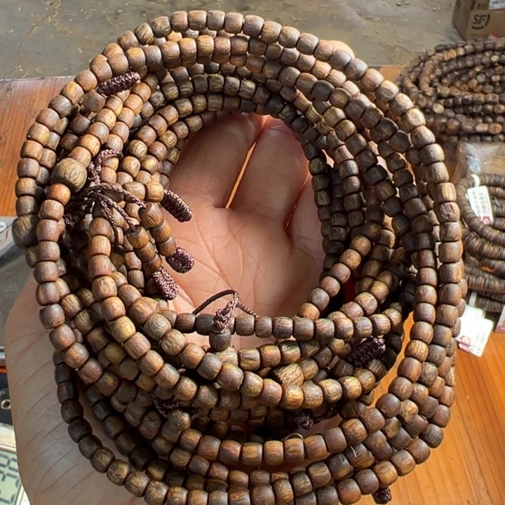 沉香手串白棋卡4多样性发1条