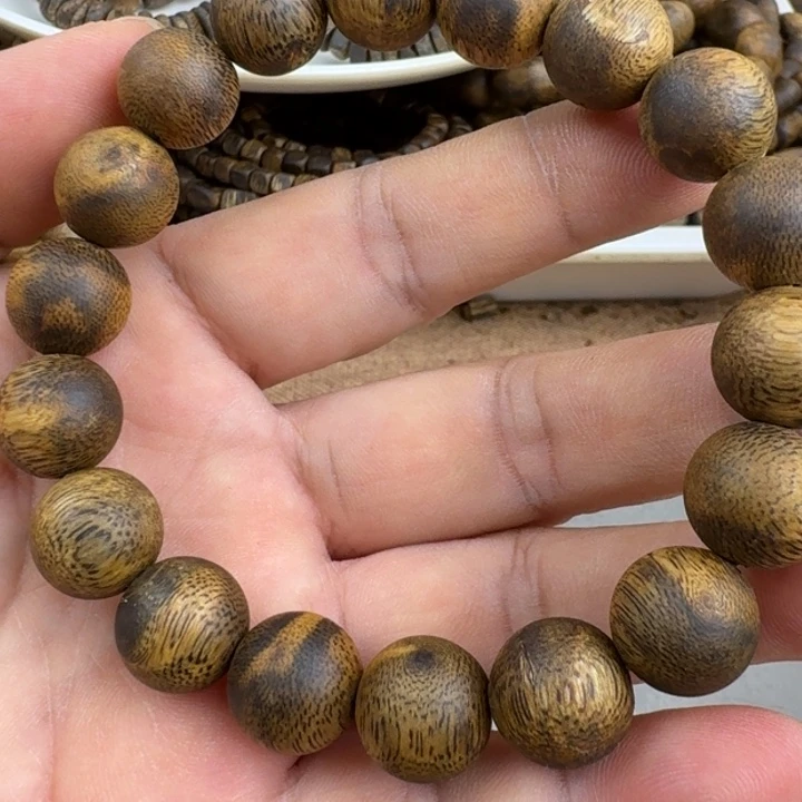 菜***油手串沉香乌身手串12克加