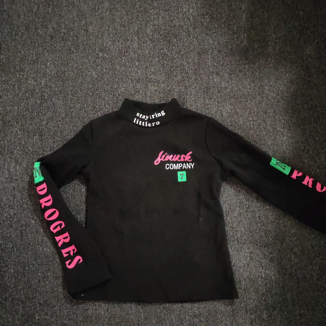 清风酷女郎广州棉布高弹字母半高领体恤