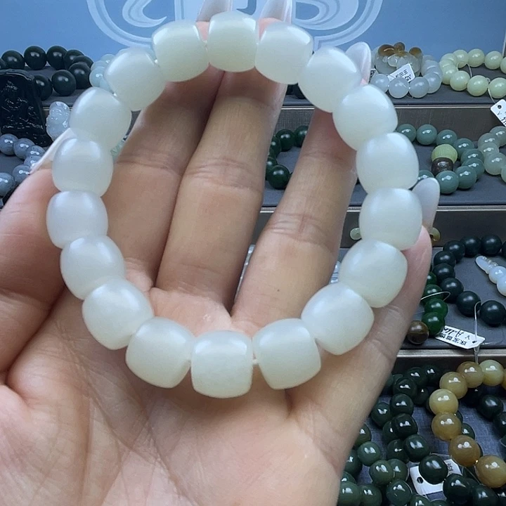 和田玉未镶嵌手链