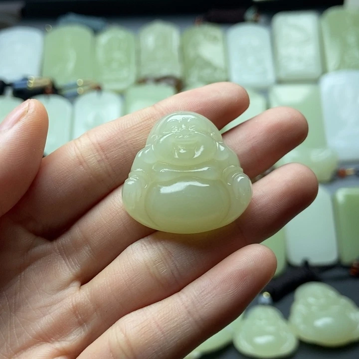 青海格尔木佛公绿色