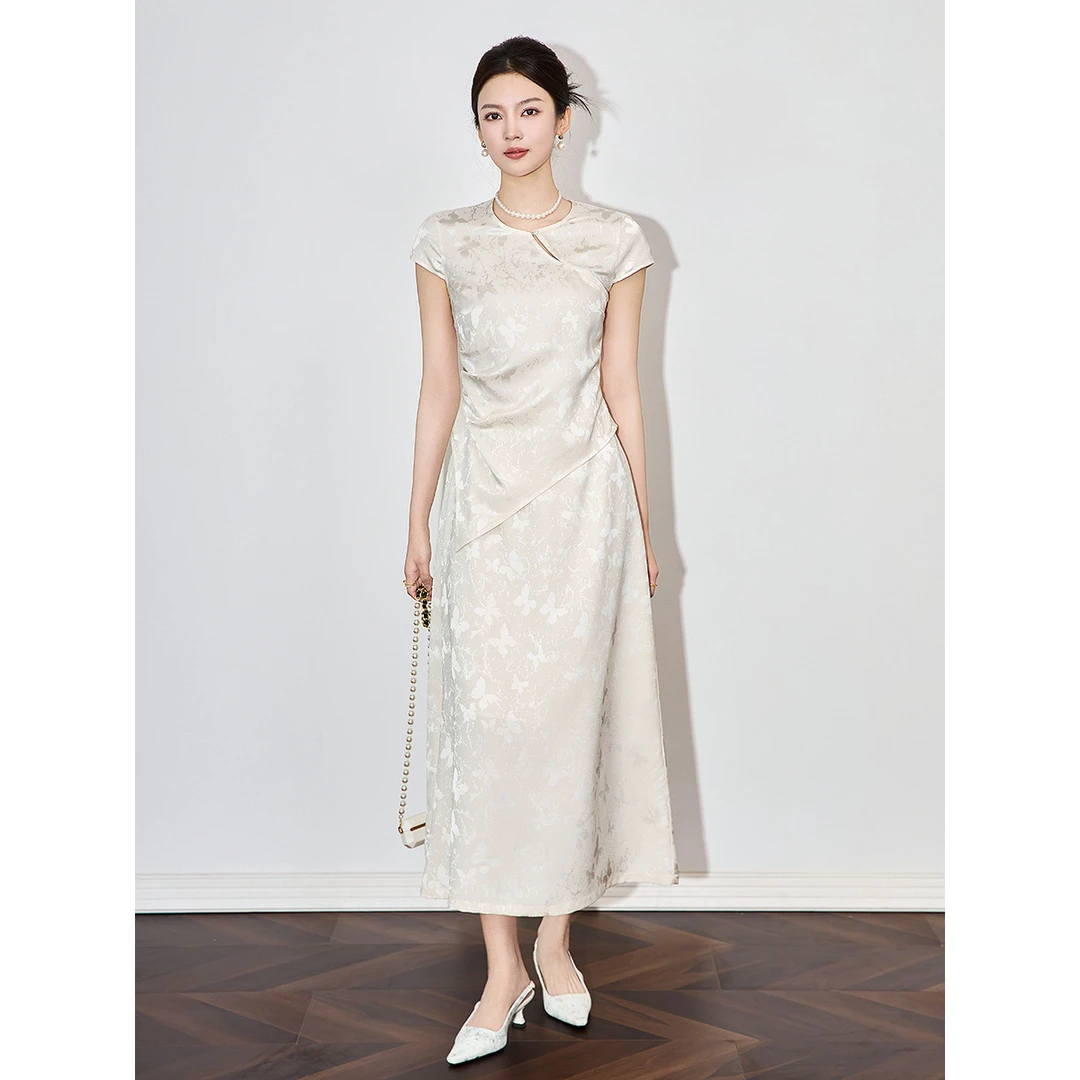 2025新潮复古风女裙高级定制浮雕纹样聚酯连衣裙优雅气质款