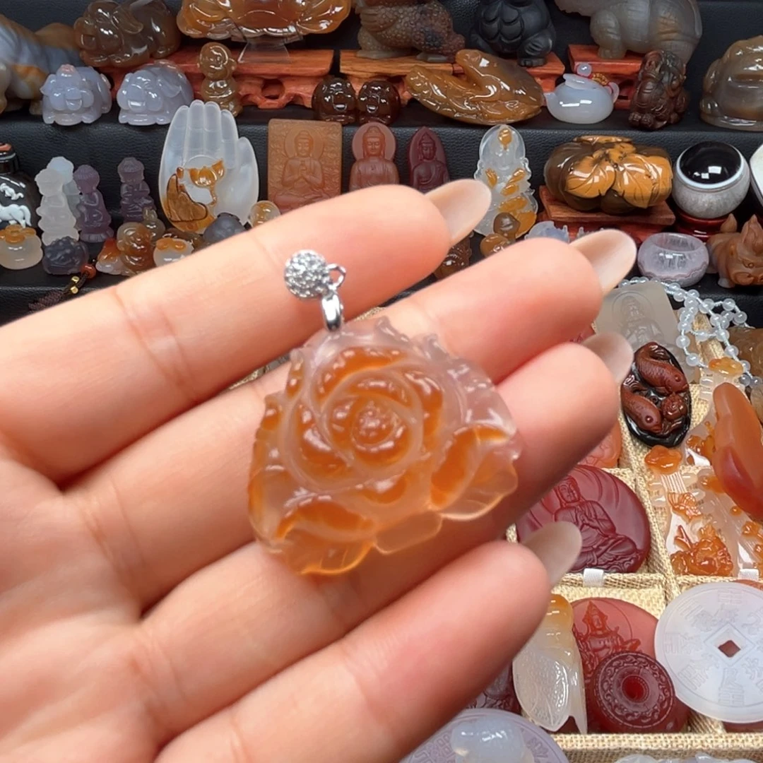 玛瑙/玉髓颈饰未镶嵌