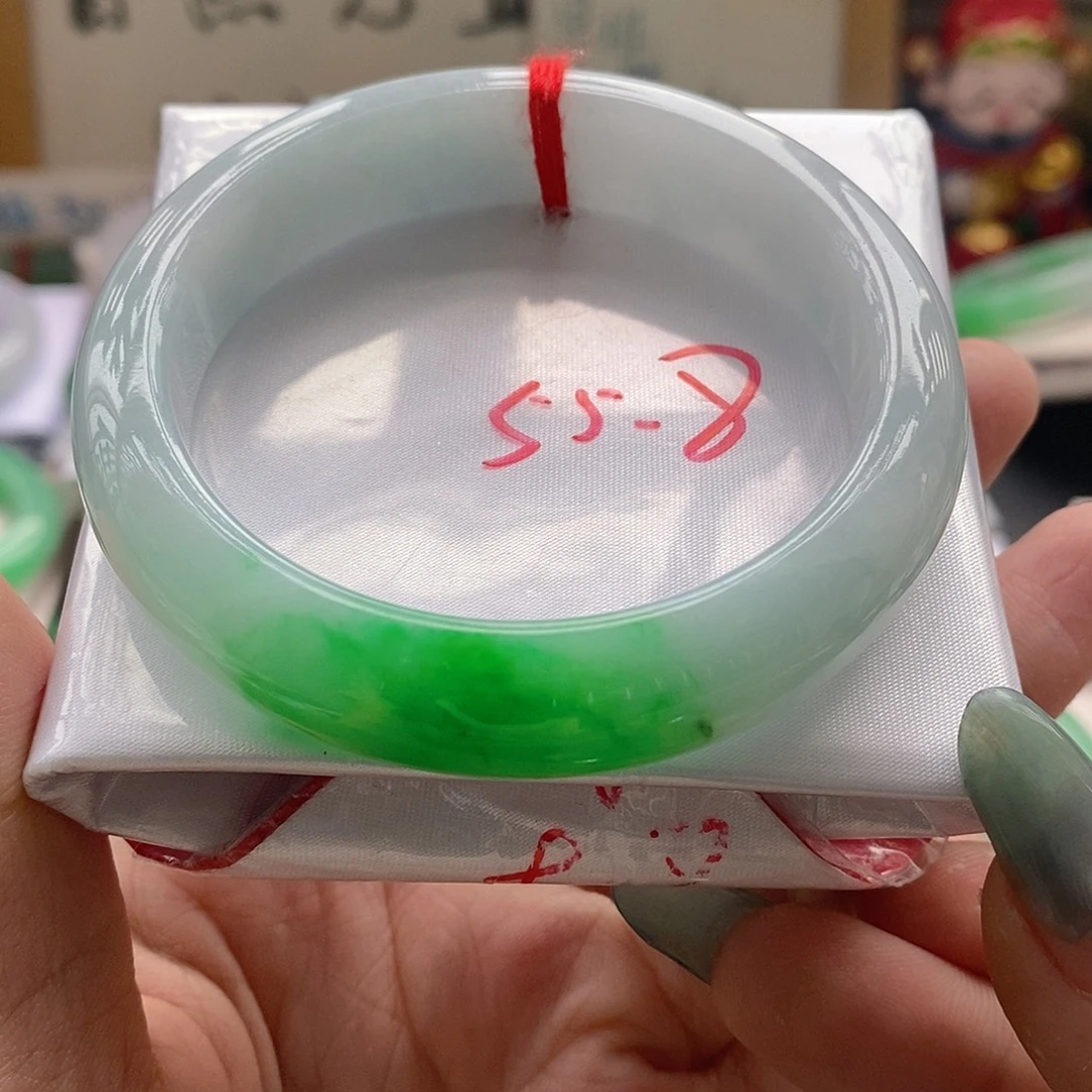 翡翠未镶嵌手镯17号